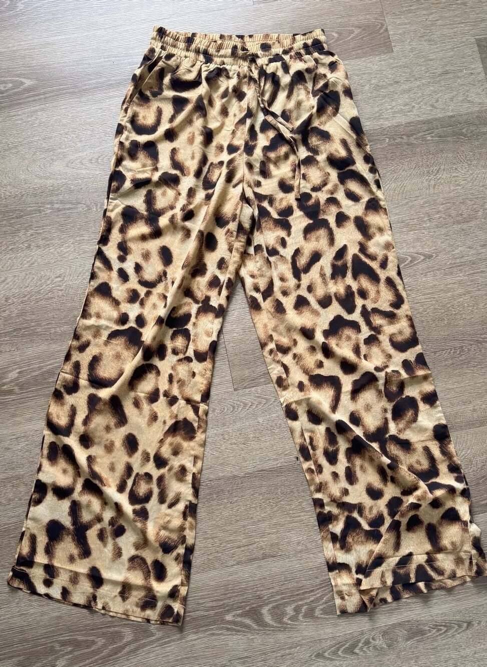 OVI Leopard Print Pants Size M Drawstring High Rise Wide Leg